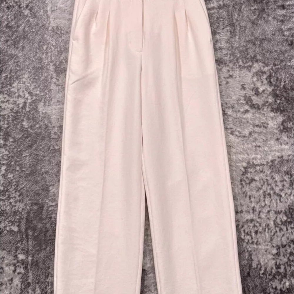 Aritzia Wilfred wide bottom leg trousers